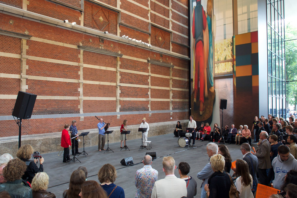 Cindy Bernard, The Inquisitive Musician, Stedelijk Museum